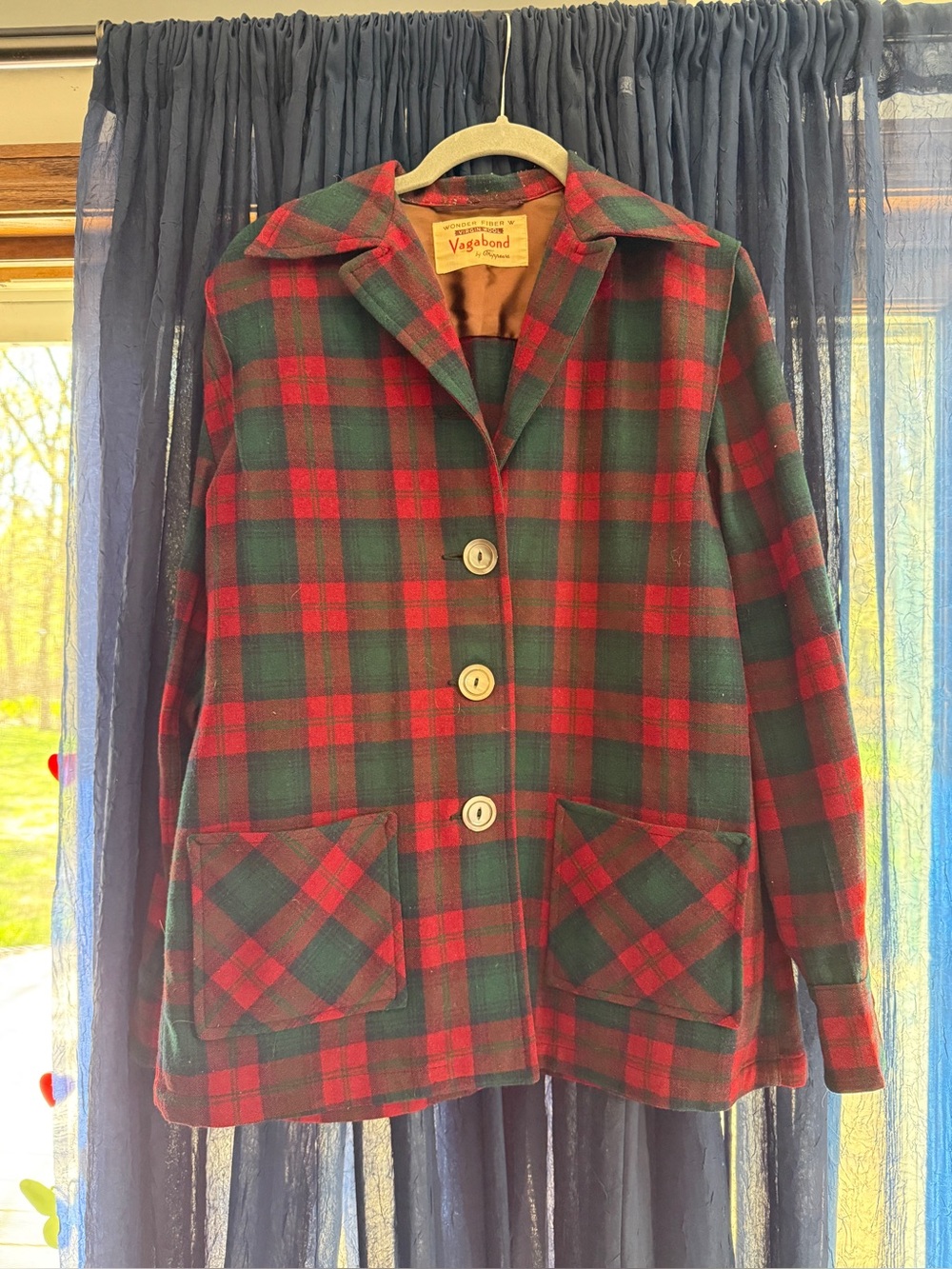 Vagabond Vintage Red/Green Plaid Wool Jacket maybe size M measurements in pics